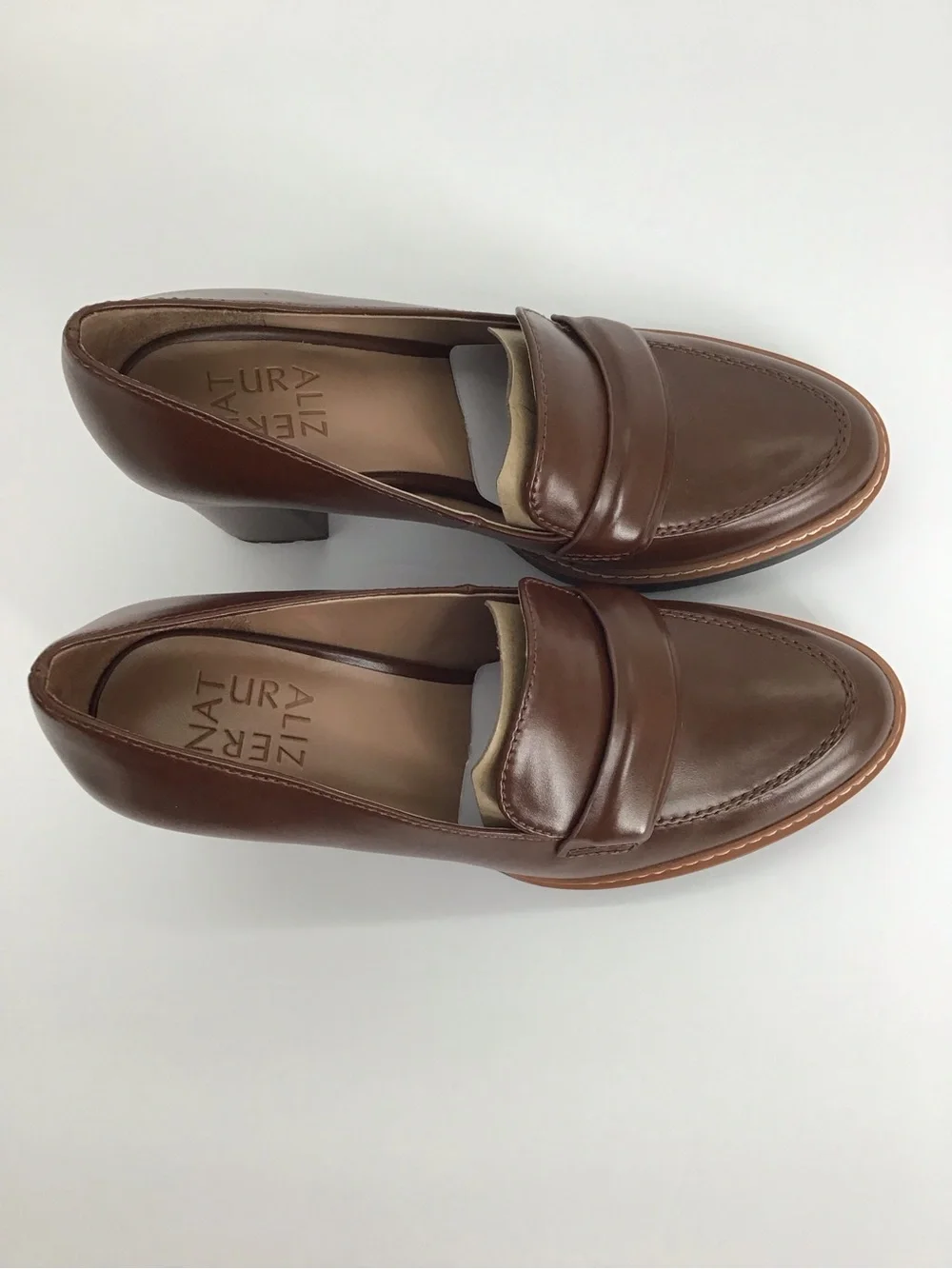 NWOT Naturalizer Dabney Slip-On Platform Penny Loafer Heel Career Brown Size 6.5